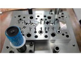 Stamping mold