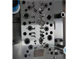Stamping mold